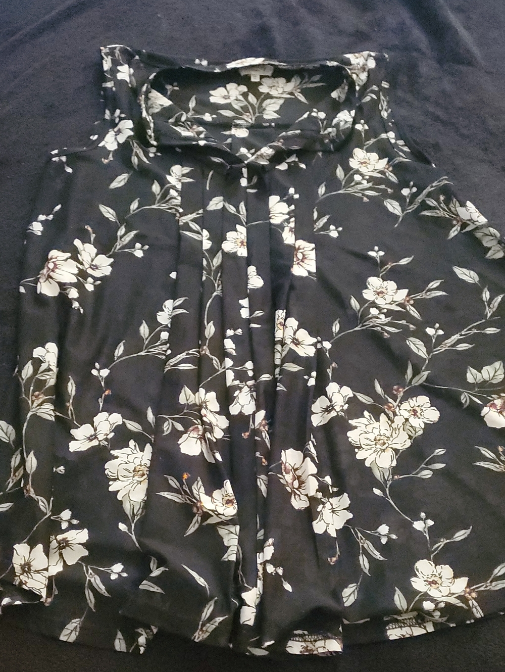 Siren Lily Black Floral Sleeveless Top